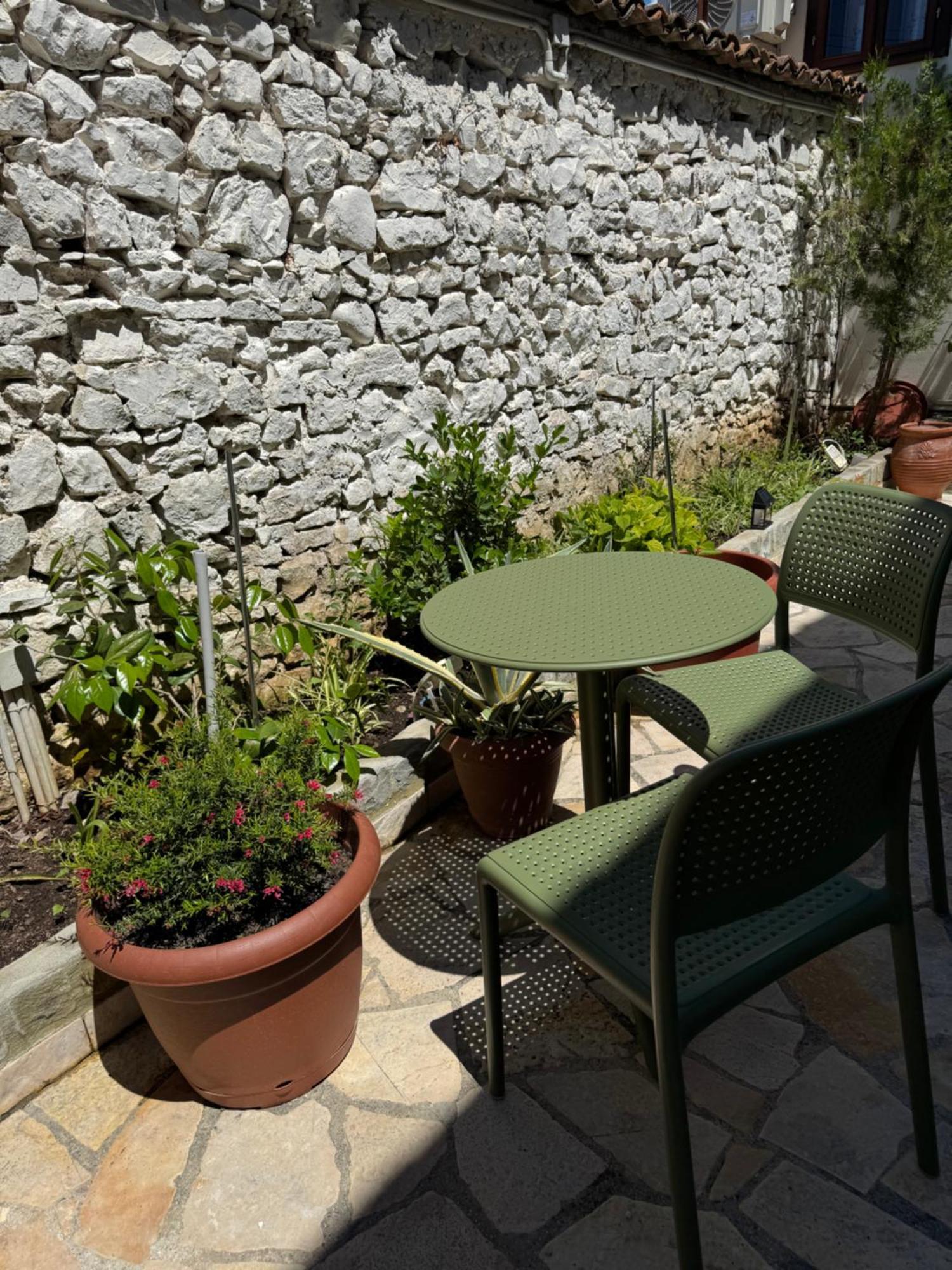 Ana Rest House Hostel بيرات المظهر الخارجي الصورة